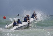 Noosa gives crews a passing wave