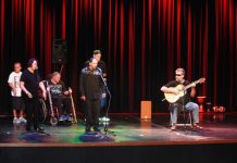 Battle lines draw applause