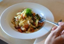 Restaurant quality value dishes