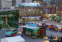 Warm welcome draws chilly Melbourne