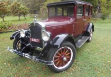 90-year-old Oldsmobile restored