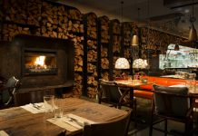 Ribs and wine a fine time