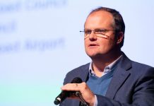 Aircraft noise ombudsman to attend flight path roundtable