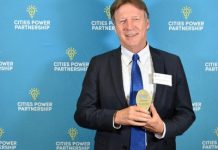 Mayor wins climate award