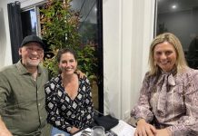 Peregian community marks a year since fires