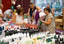 Santa’s helpers bring cheer with class