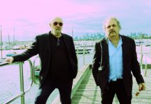 Ed Kuepper takes the stage in Eumundi