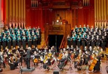 Stars billing for Noosa Alive