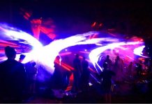 Noosa comes together