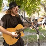 busking_239940_10.jpg