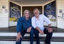 Two mates play Majestic