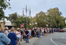 Huge crowd protests outside Noosa Council Chambers