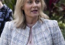 Mayor calls for review