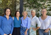 Peregian carols return