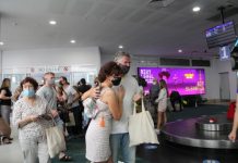 Emotional reunions at Sunshine Coast Airport