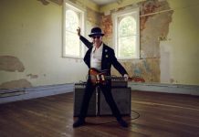 Russell Morris returns to Eumundi