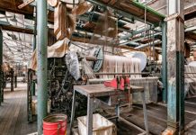 Rebuilding photographic memories of Australia