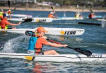 Paddlers pass Hells Gates