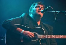Alex Lloyd returns to Eumundi with amazing tunes
