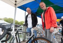 Classic cycles cruise Noosa