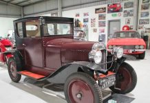 Picnic amongst the cars