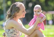 Surgery in the womb saves twin