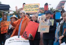 Valiant effort for glossies