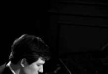 World-class concert pianist Konstantin Shamray returns to Montville