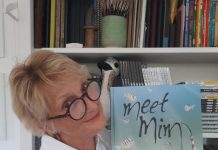 Noosa author shines light on Mimic Octopus