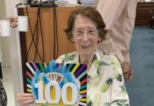 Noosa Bridge Club member turns 100