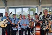Hot Peppers Jazz Band set to entertain Marina Bar Noosa