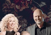 Figaro, flutes and flowers