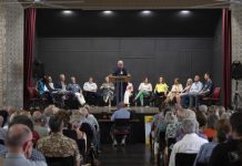 Cooroy meets Council candidates