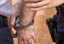 Charges laid after two Noosaville men were stabbed