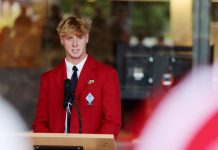 Sunny Coast teen fights mental health stigmas