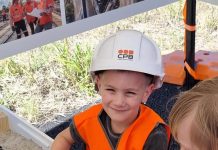 Sneak peak delights crowds