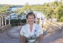 Rhonda Prescott stands for Greens