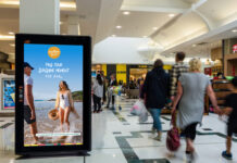 Kiwis discovering Sunshine Moments