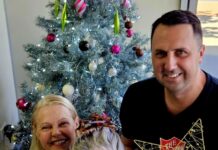 Noosa Christmas community lunch ensures no one spends Christmas alone