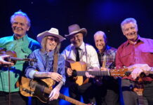 Slim Dusty’s band still travelling