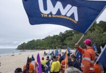 Noosa Council employees plan fourth strike action
