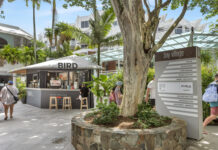 Pint-sized Noosa kiosk sells for $1.1 million
