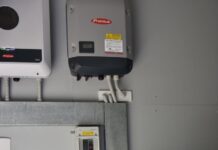 Cheaper batteries for homes and businesses