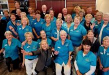 Tewatin volunteers awarded top QLD Visitor Information Centre