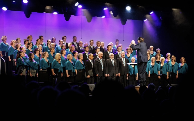 1411ORIANA_516109_01