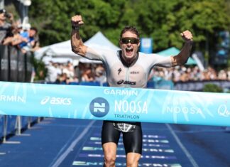 Hauser and Fullagar claim Noosa Tri victory