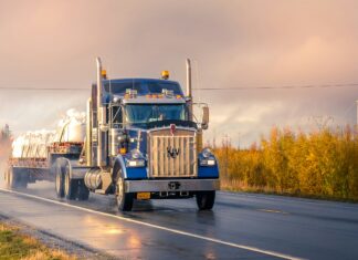 Why Trucking is a Promising Career Path