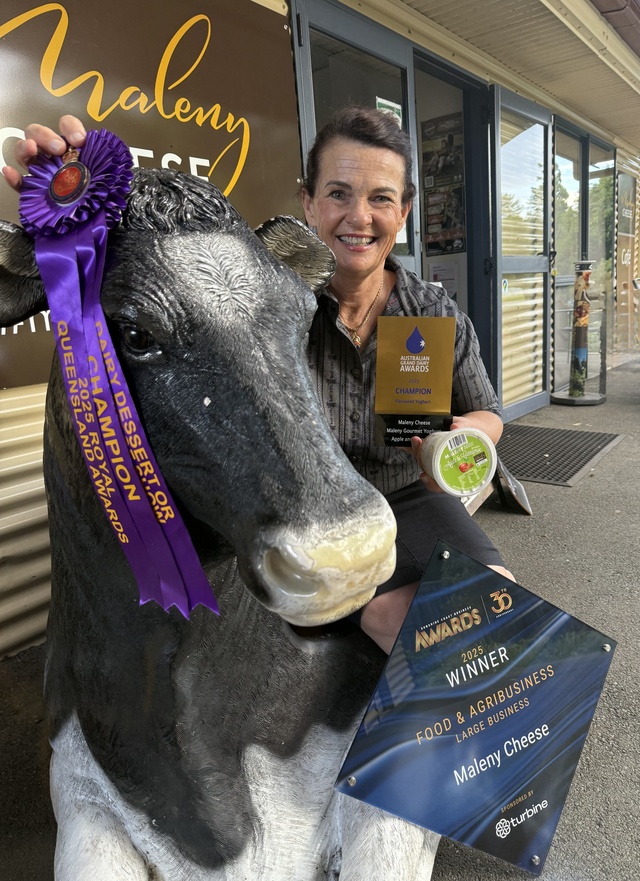 0512MALENY_519459_19