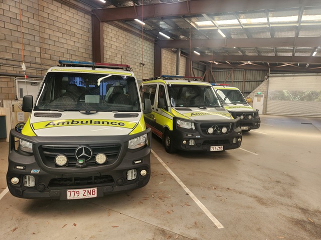 ambulance_522737_02-1