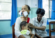 Noosa locals dig deep